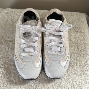 Women’s P448 Audry Sneakers